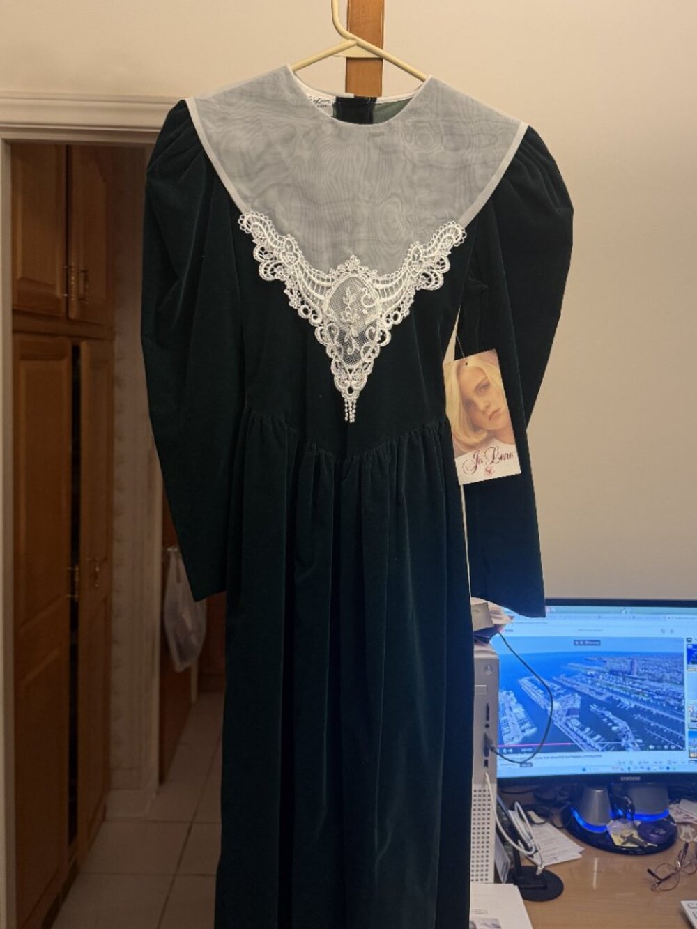 VTG JoLene Green Long Sleeve Dress (Size 14)